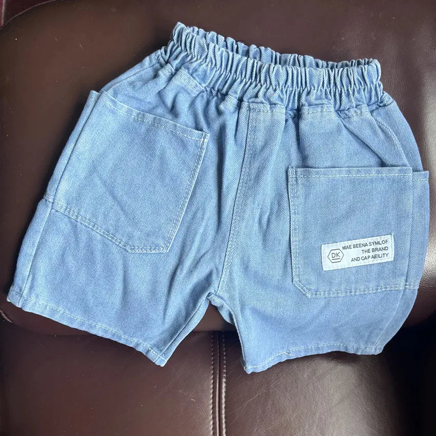 Boys' Summer Shorts 2024 New Comfortable and Breathable Children's Quarter Pants Summer Pants All Match Jeans Tide